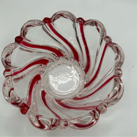 Beautiful Stunning Red and Clear Candy Dish in 4” Round 3” Depth - Picture 2 of 5